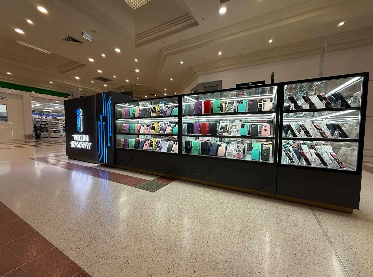 The iTech Savvy phone repair kiosk at Currambine Central